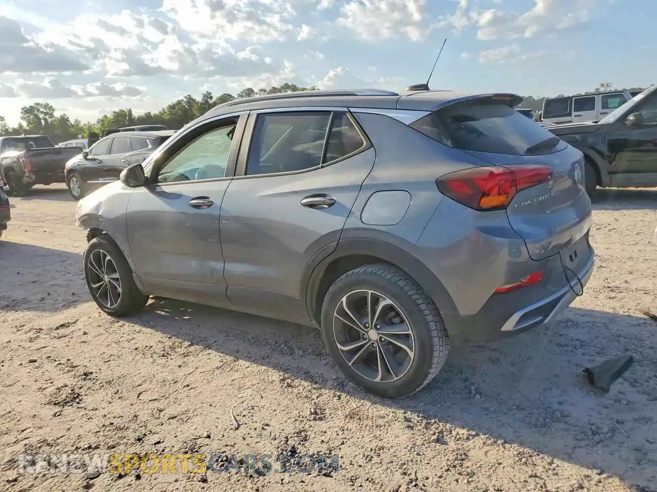2 Фотография поврежденного автомобиля KL4MMDSL0MB153020 BUICK ENCORE 2021