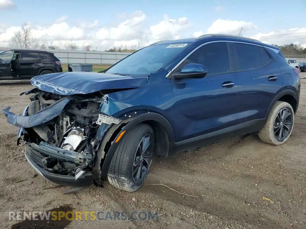 1 Фотография поврежденного автомобиля KL4MMDSL8MB080656 BUICK ENCORE 2021