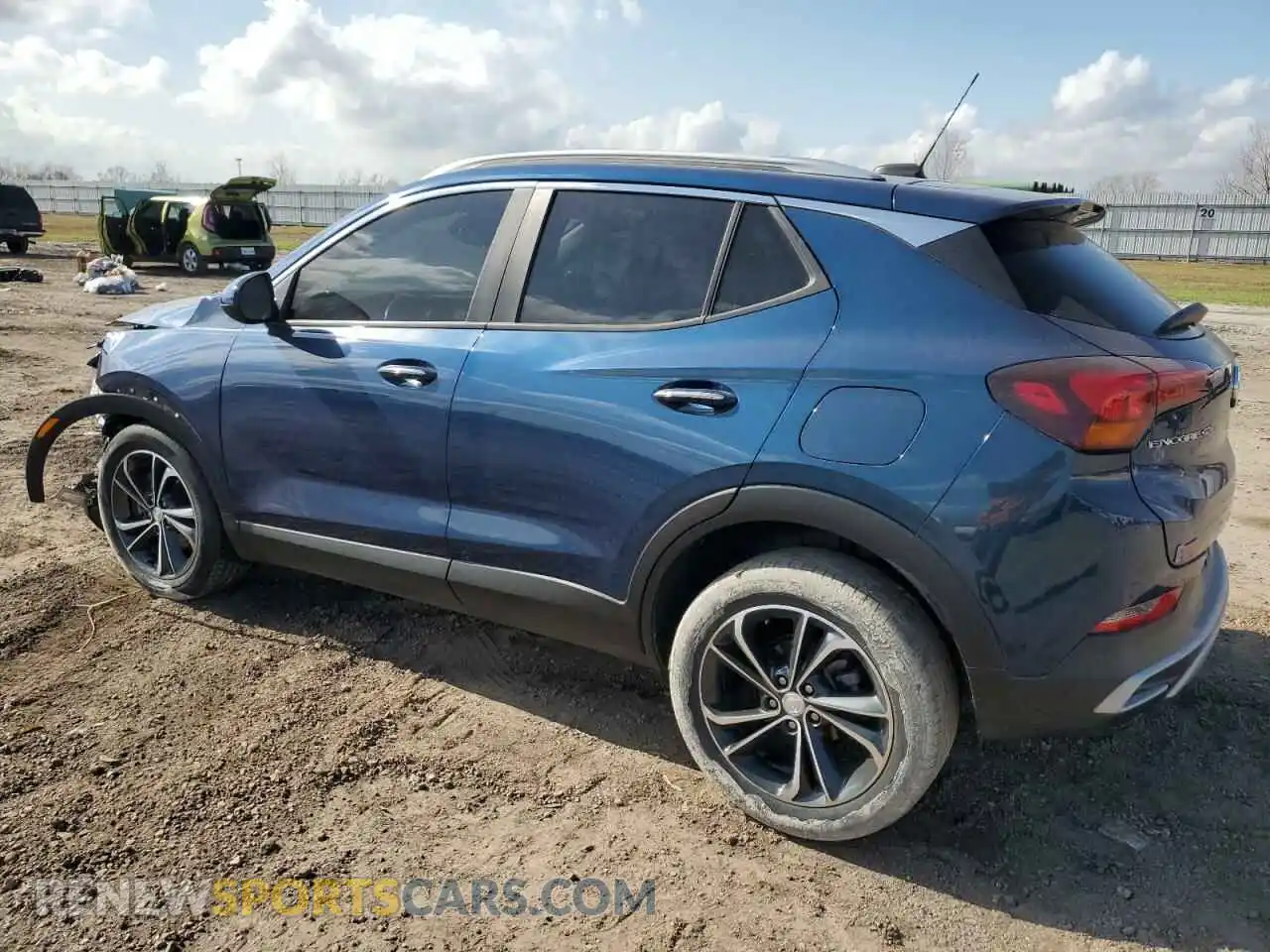 2 Фотография поврежденного автомобиля KL4MMDSL8MB080656 BUICK ENCORE 2021