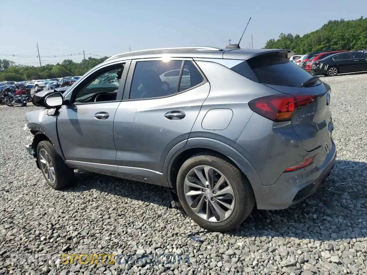 2 Фотография поврежденного автомобиля KL4MMESL5MB093113 BUICK ENCORE 2021