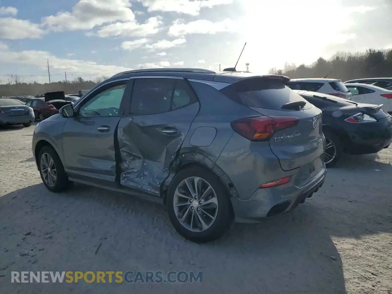 2 fotografías del automóvil dañado KL4MMESL8MB051213 BUICK ENCORE 2021