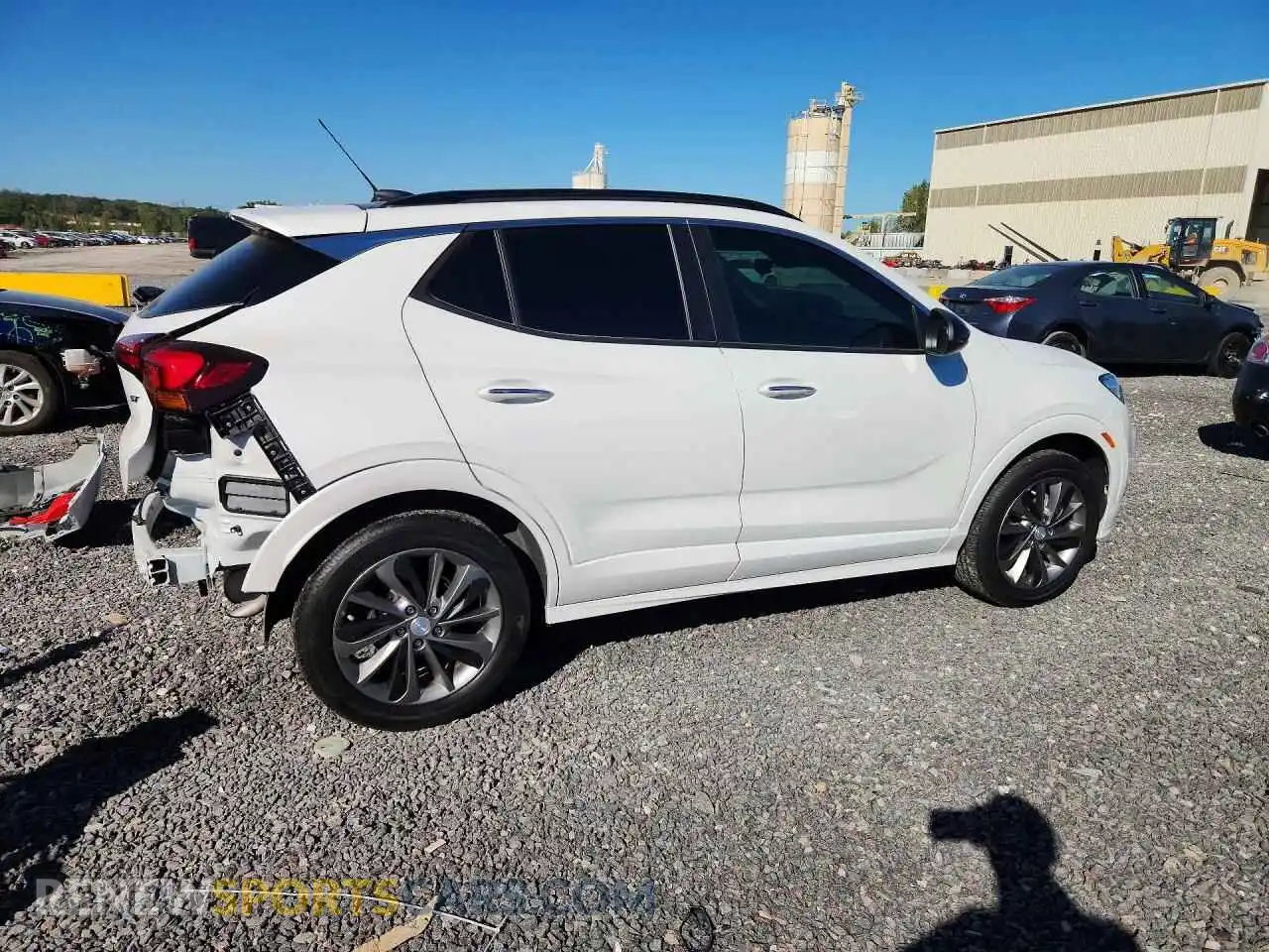 3 Фотография поврежденного автомобиля KL4MMESLXMB070832 BUICK ENCORE 2021
