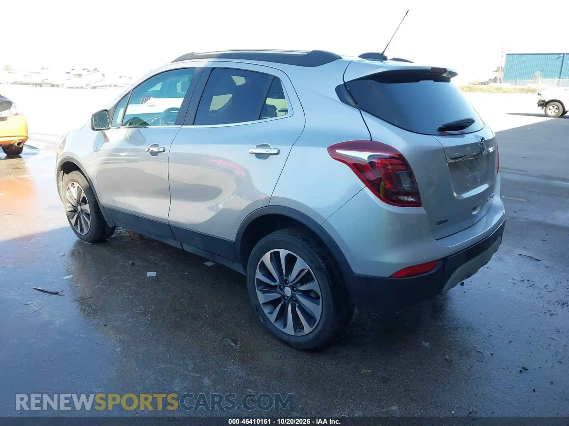 3 Фотография поврежденного автомобиля KL4CJESM3NB567204 BUICK ENCORE 2022