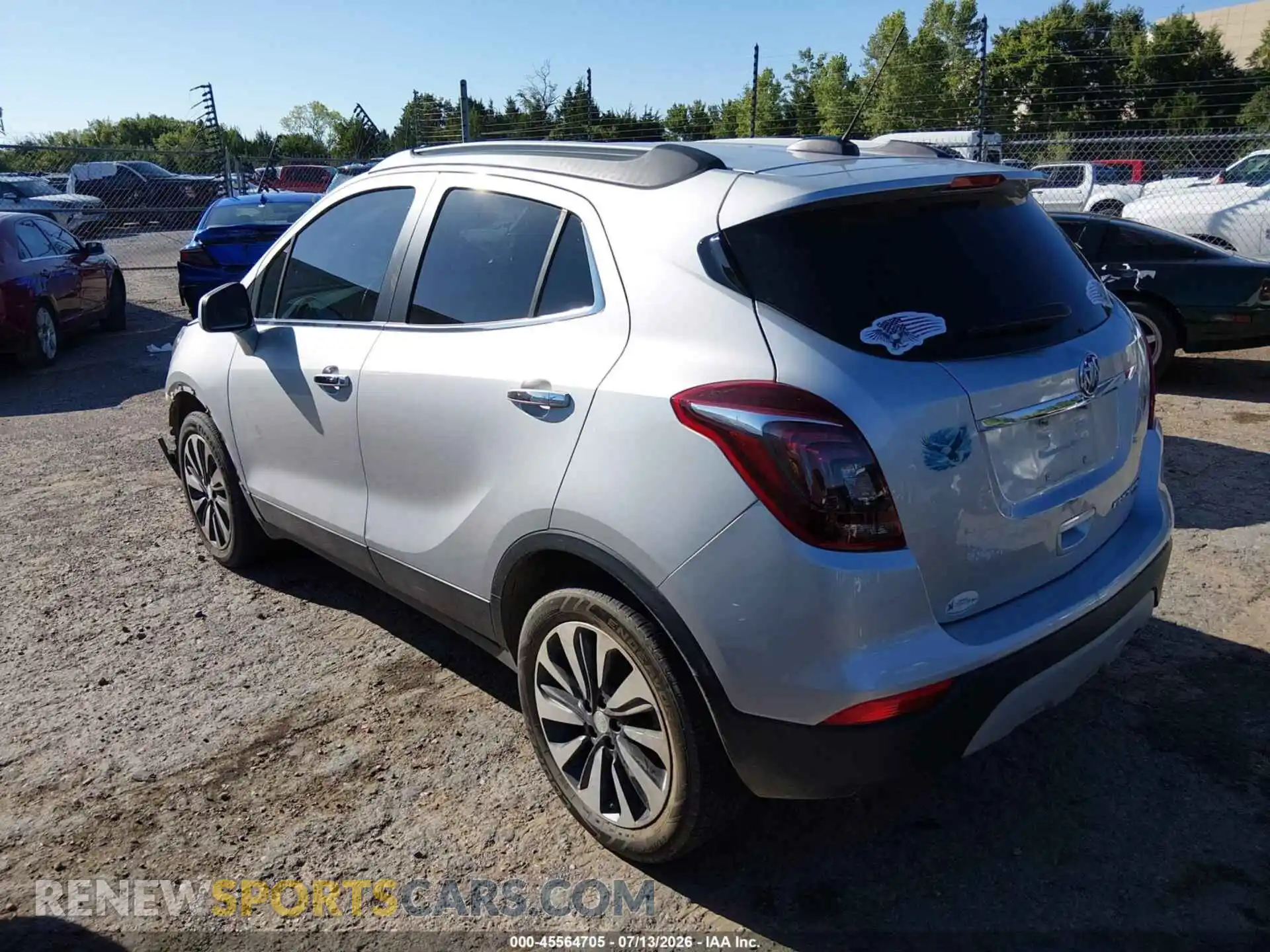 3 fotografías del automóvil dañado KL4CJESMXNB548830 BUICK ENCORE 2022