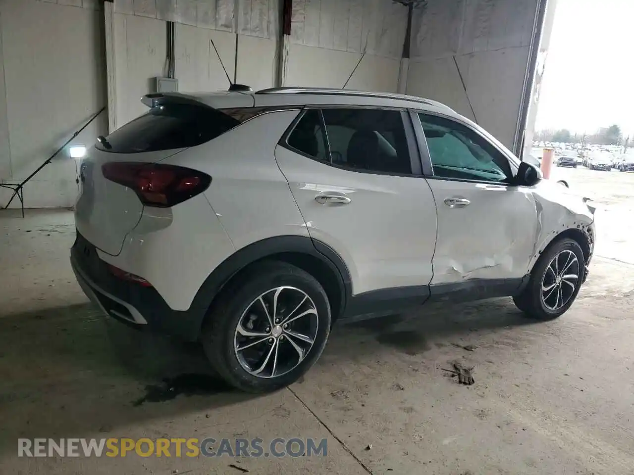 3 Фотография поврежденного автомобиля KL4MMDSL2NB065555 BUICK ENCORE 2022