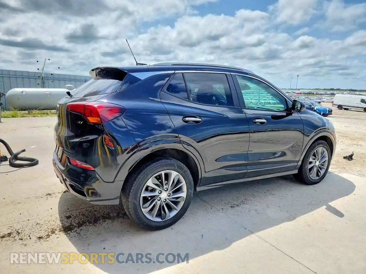 3 Фотография поврежденного автомобиля KL4MMESL7PB077046 BUICK ENCORE 2023