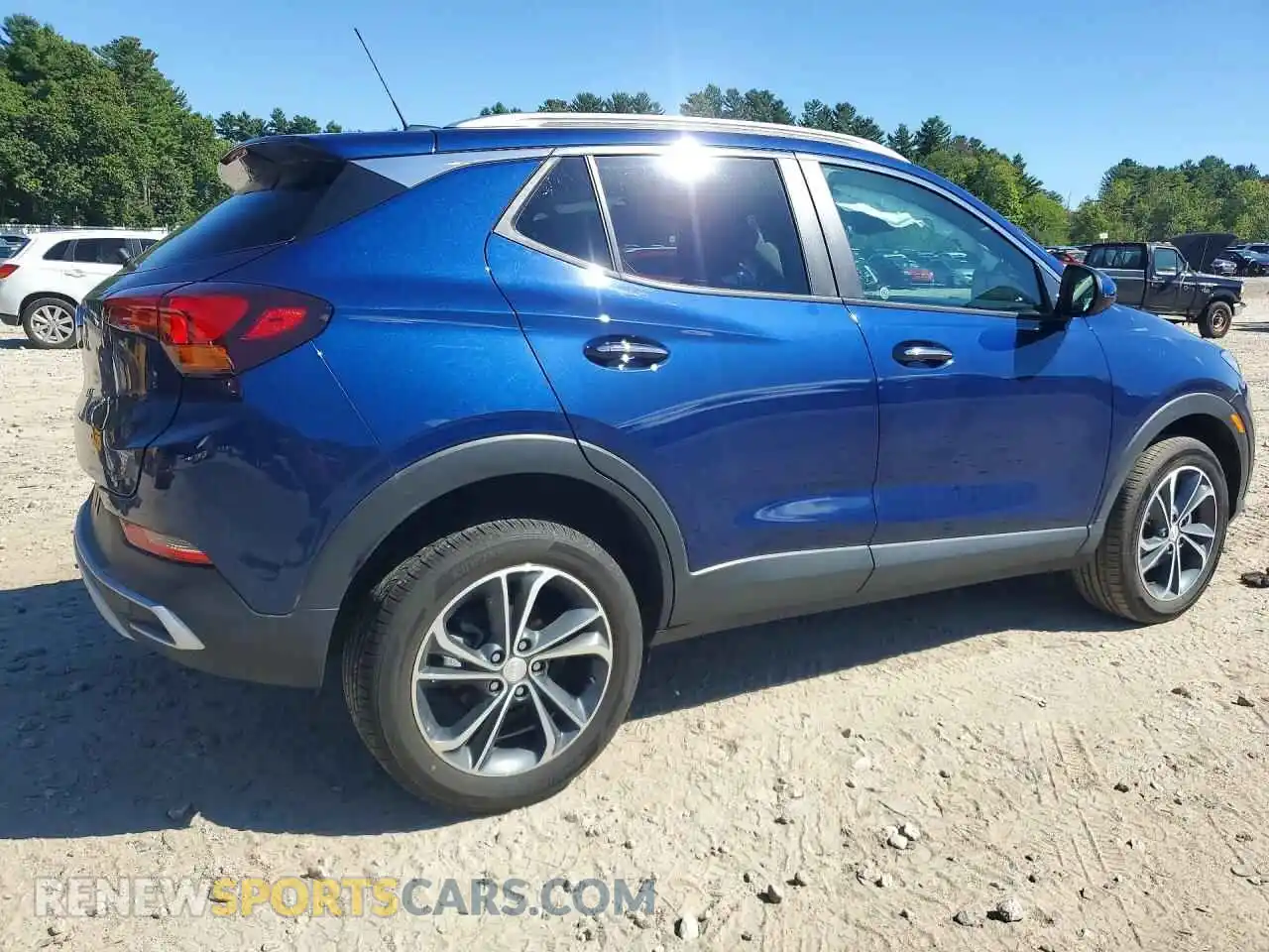 3 fotografías del automóvil dañado KL4MMESL9PB116753 BUICK ENCORE 2023