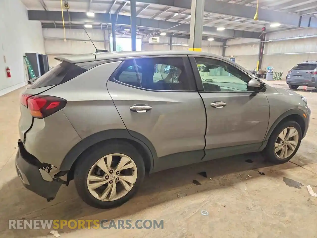 3 fotografías del automóvil dañado KL4AMBS20RB038696 BUICK ENCORE 2024