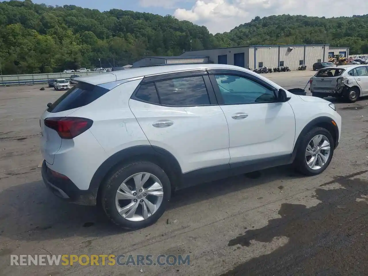 3 Фотография поврежденного автомобиля KL4AMBS21RB183956 BUICK ENCORE 2024