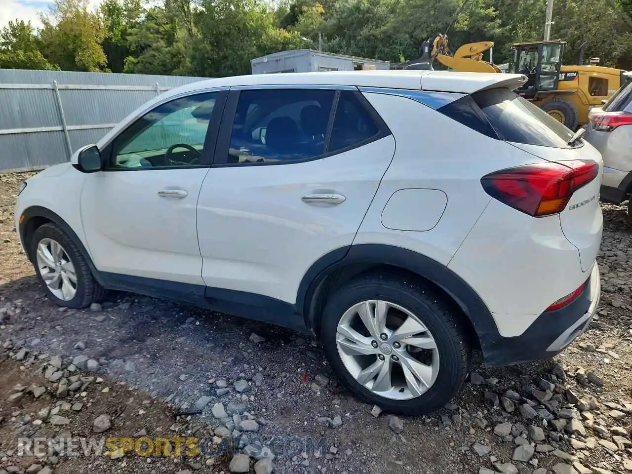 2 fotografías del automóvil dañado KL4AMBS23RB151851 BUICK ENCORE 2024