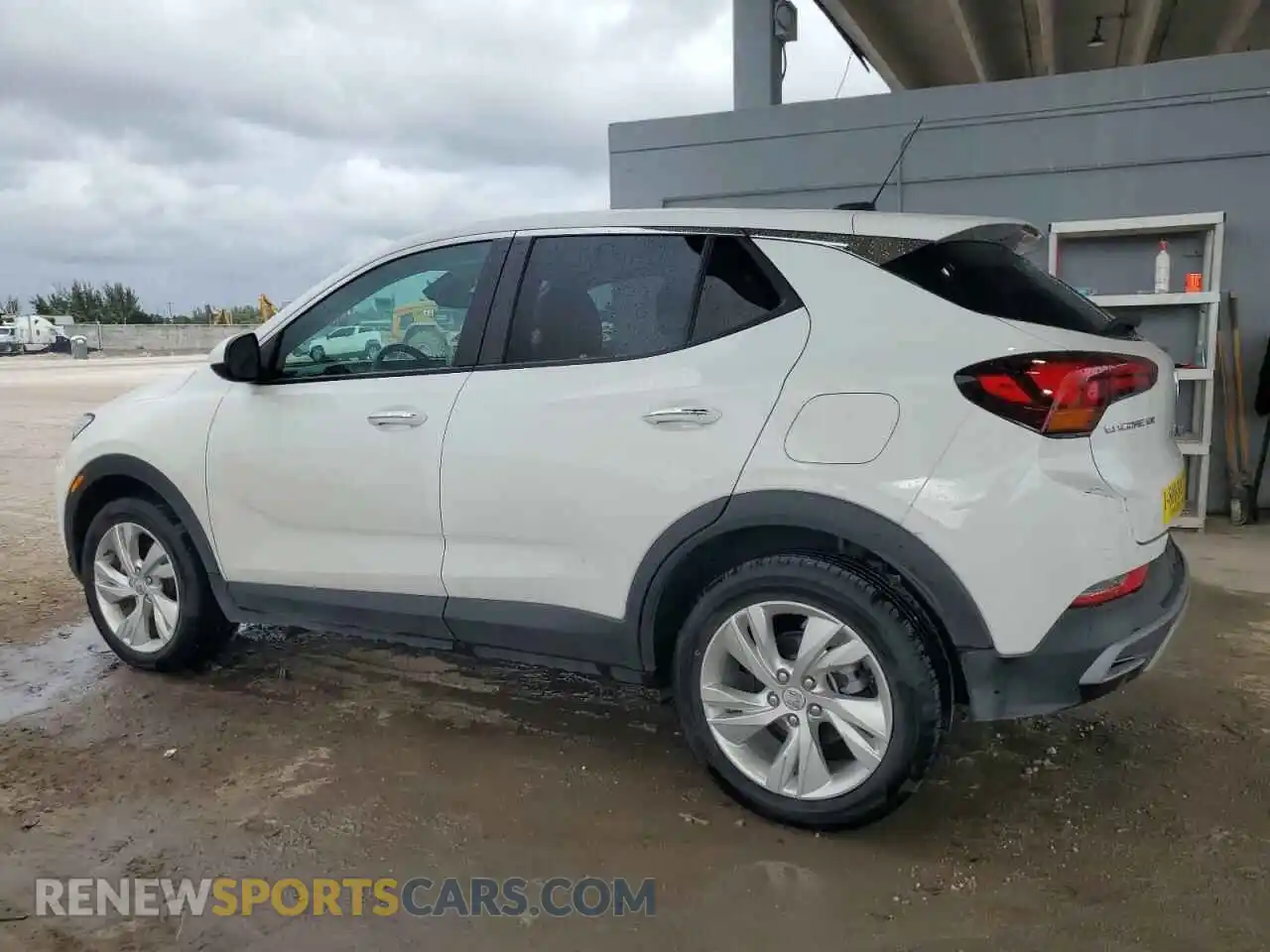 2 Фотография поврежденного автомобиля KL4AMBS23RB217198 BUICK ENCORE 2024