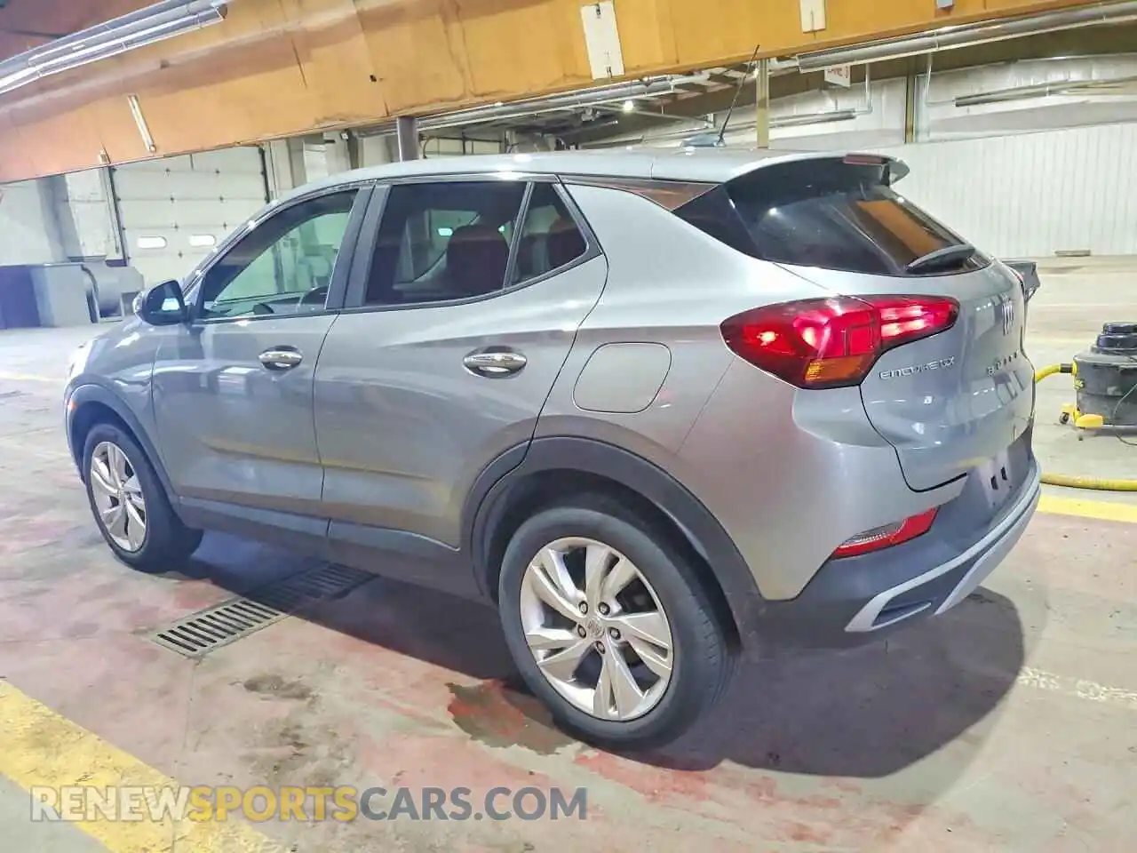 2 fotografías del automóvil dañado KL4AMBS28RB067430 BUICK ENCORE 2024
