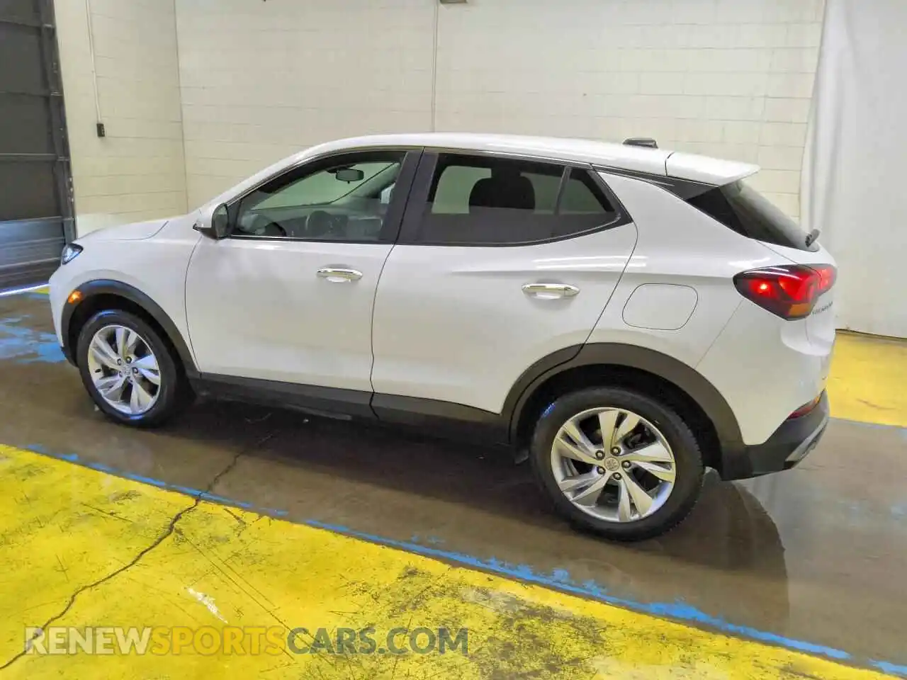 2 Фотография поврежденного автомобиля KL4AMBS29RB100094 BUICK ENCORE 2024