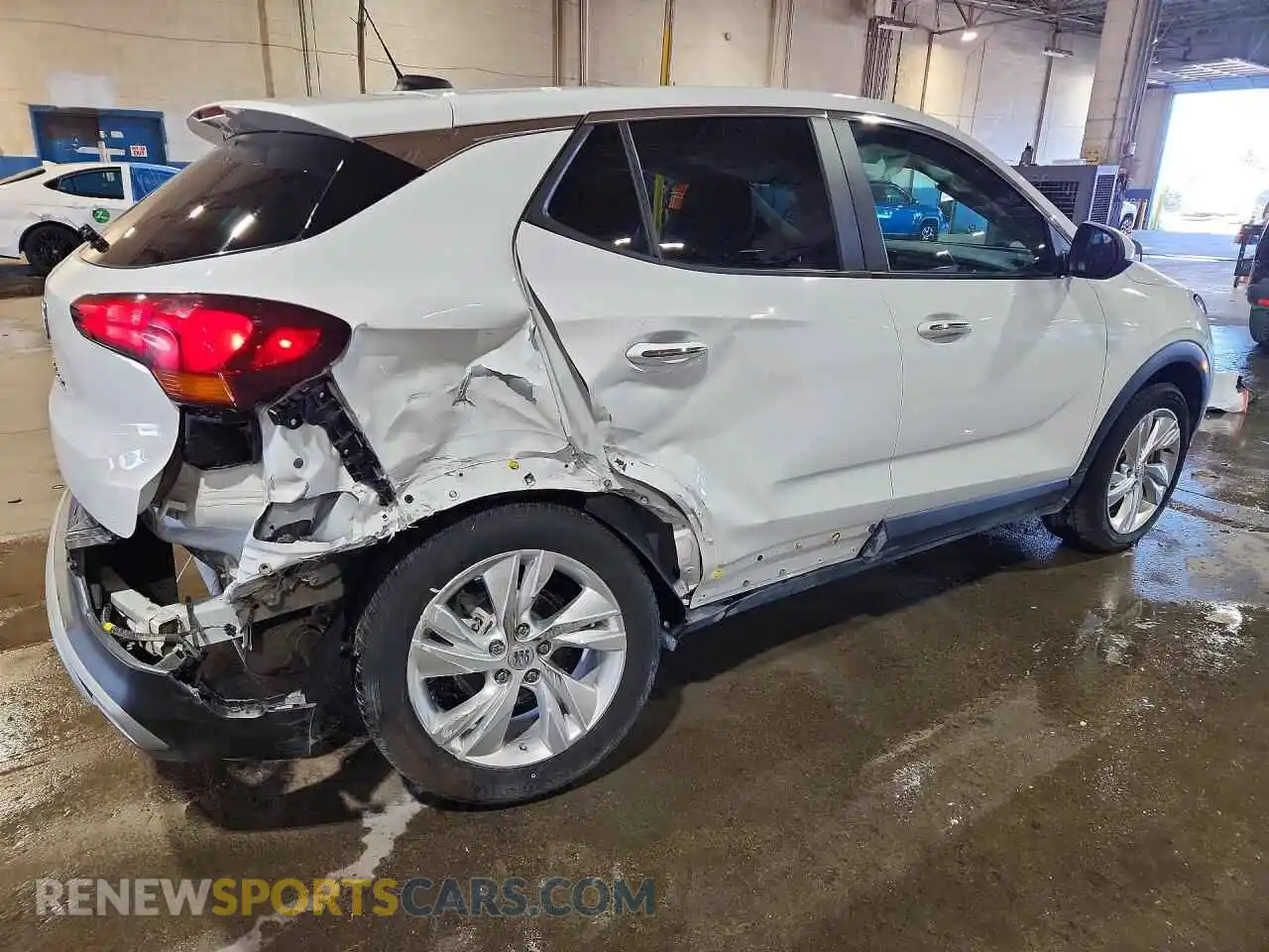 3 fotografías del automóvil dañado KL4AMBS2XRB172583 BUICK ENCORE 2024