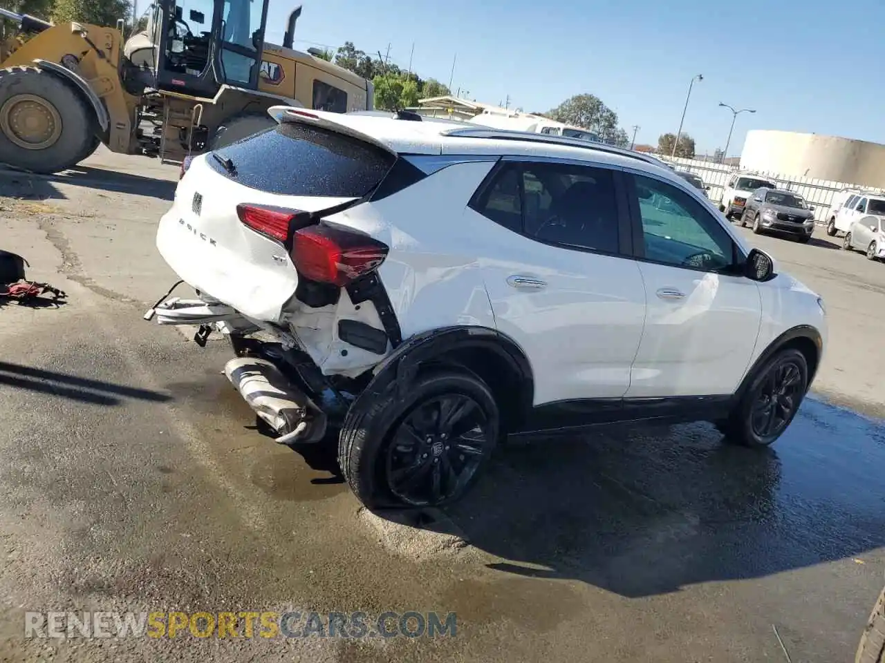 3 fotografías del automóvil dañado KL4AMESL7RB088747 BUICK ENCORE 2024