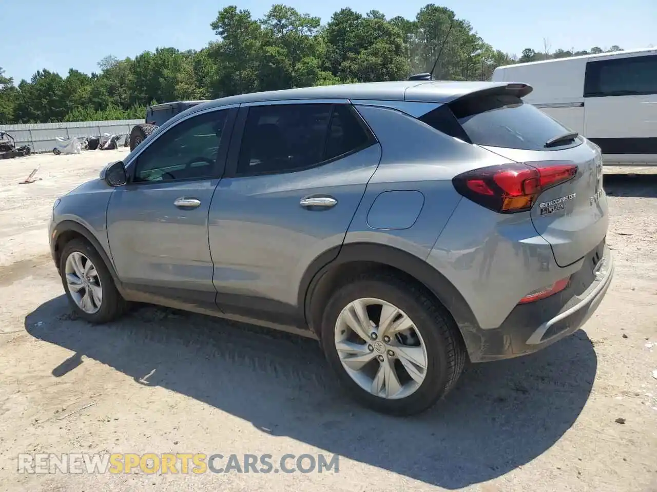 2 Фотография поврежденного автомобиля KL4AMBSL5SB057582 BUICK ENCORE 2025