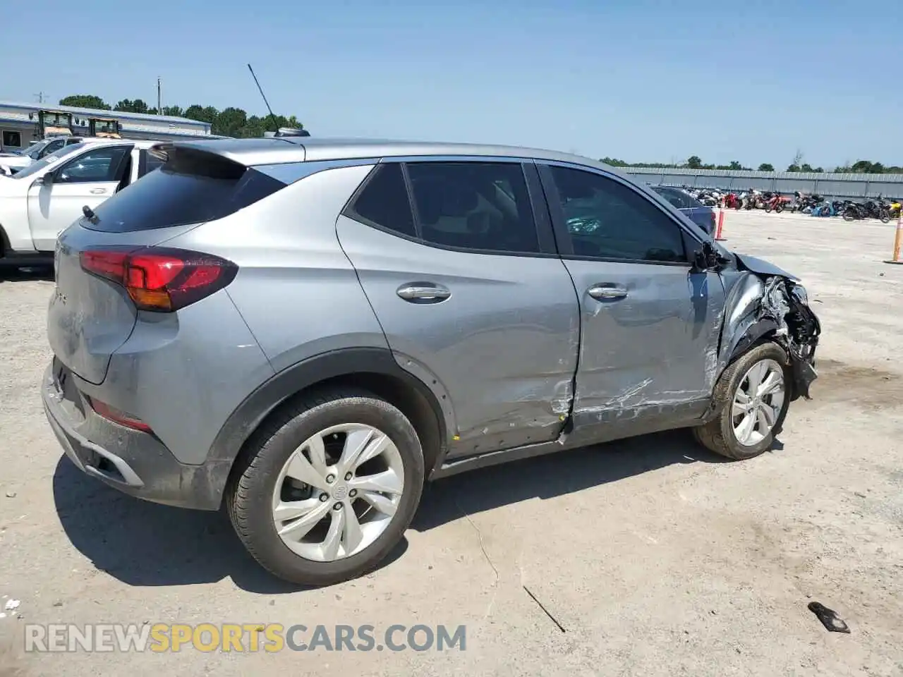 3 Фотография поврежденного автомобиля KL4AMBSL5SB057582 BUICK ENCORE 2025