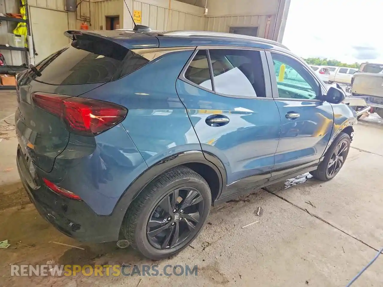 3 fotografías del automóvil dañado KL4AMESLXSB154651 BUICK ENCORE 2025