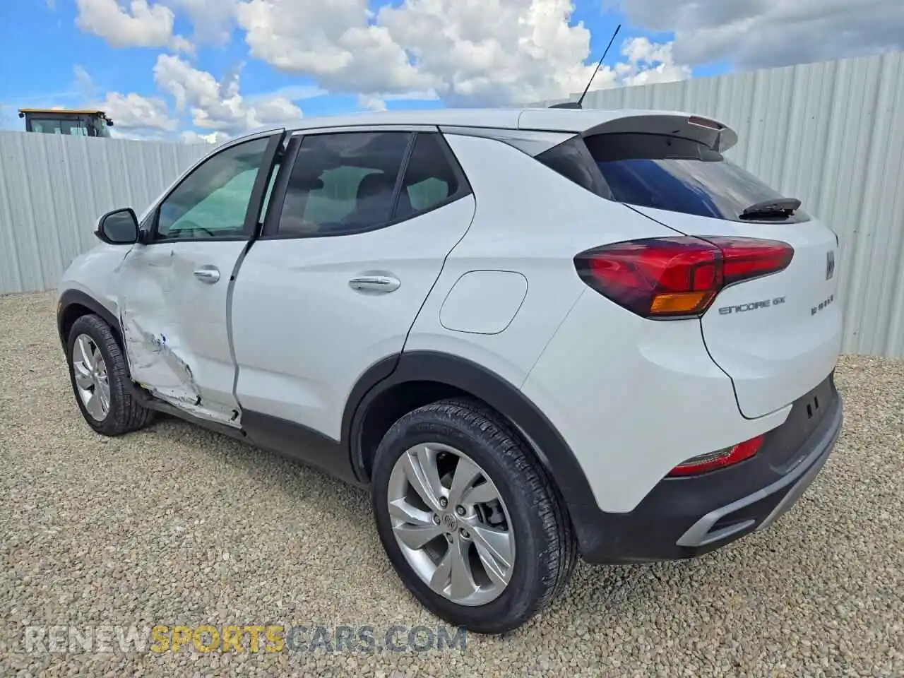 2 fotografías del automóvil dañado KL4AMBSL6TB116897 BUICK ENCORE 2026