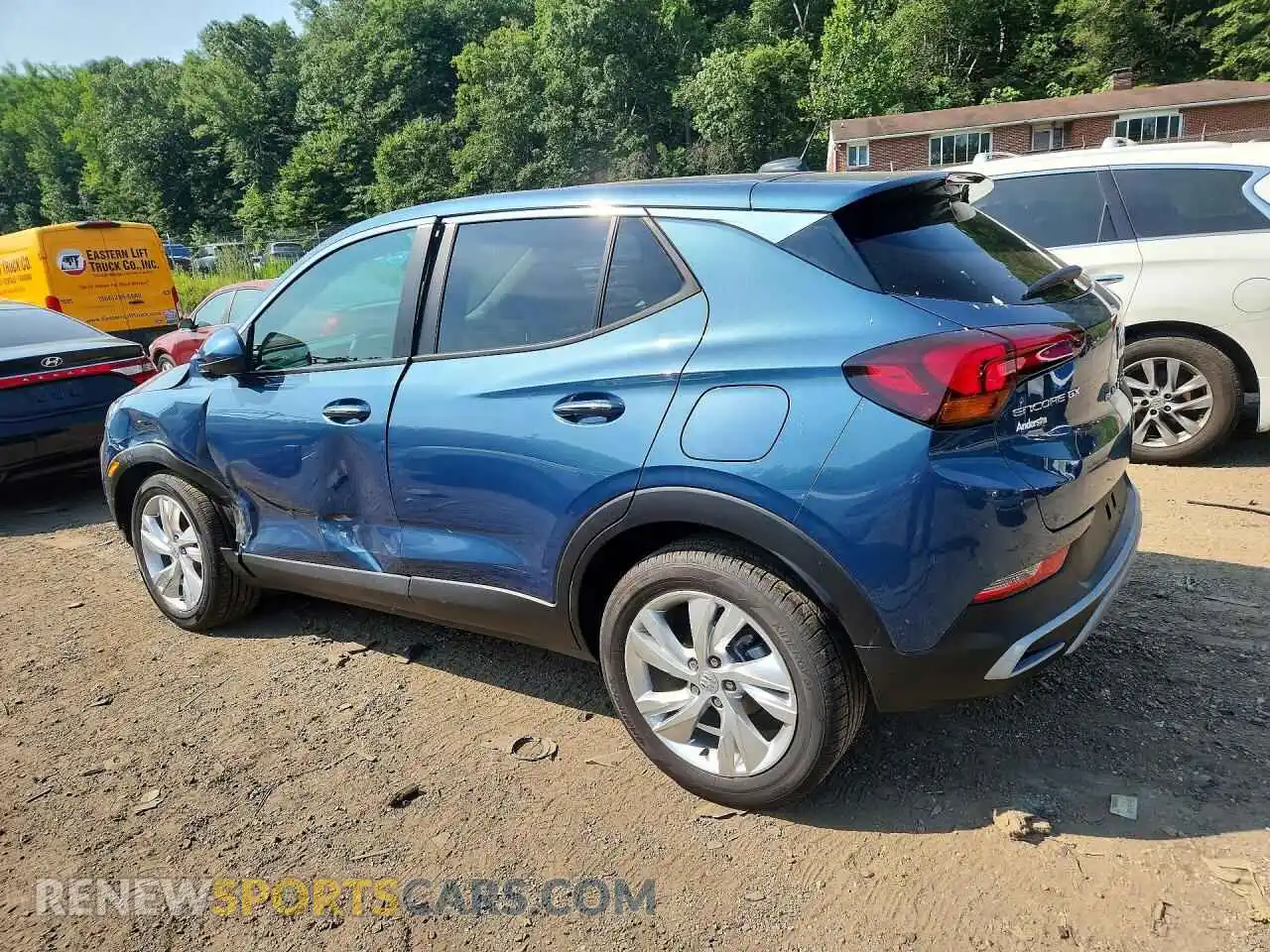 2 fotografías del automóvil dañado KL4AMBSL9TB167472 BUICK ENCORE 2026