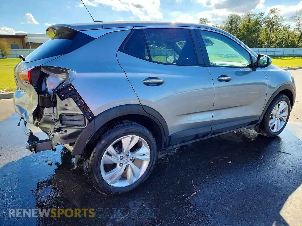3 Фотография поврежденного автомобиля KL4AMBSLXTB101884 BUICK ENCORE 2026