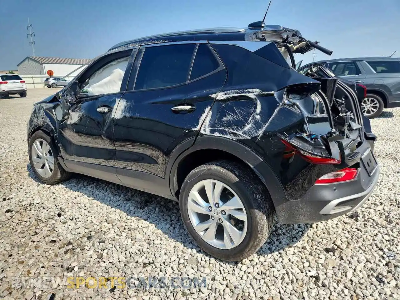 2 fotografías del automóvil dañado KL4AMCSL9TB153044 BUICK ENCORE 2026
