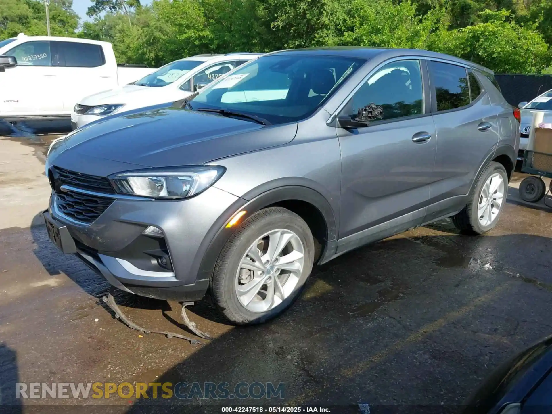 2 Фотография поврежденного автомобиля KL4MMBS28MB100593 BUICK ENCORE GX 2021