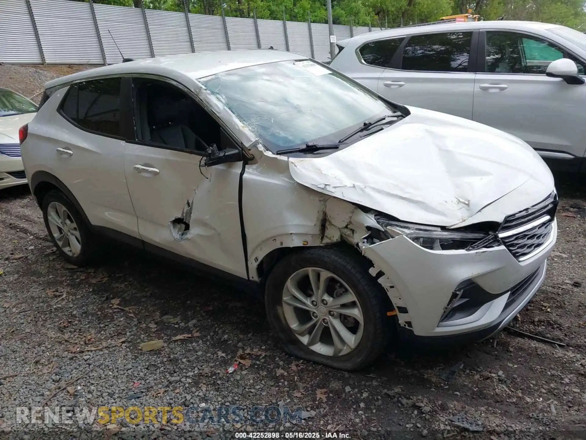 1 Фотография поврежденного автомобиля KL4MMCSL6NB076407 BUICK ENCORE GX 2022