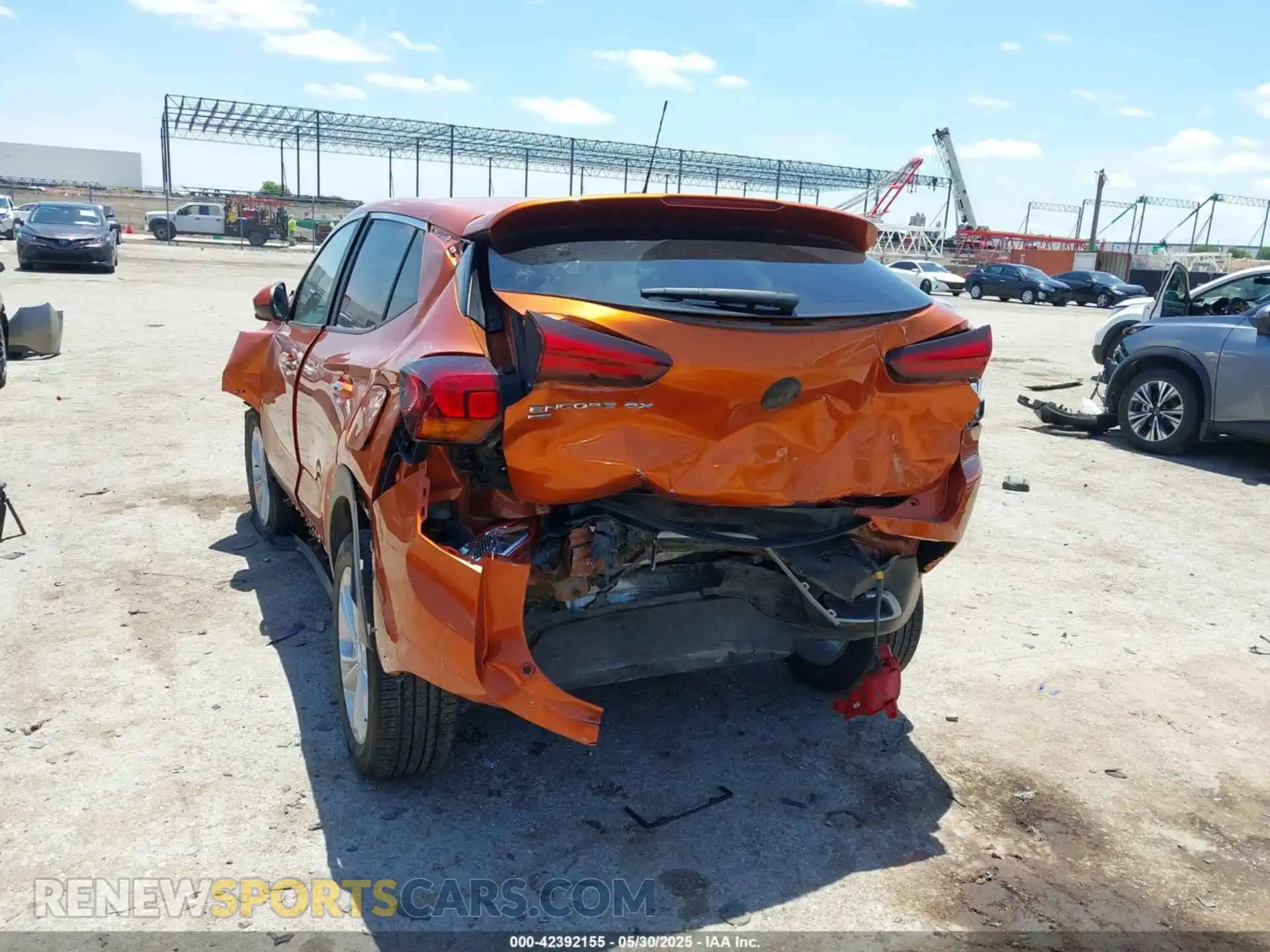 3 Фотография поврежденного автомобиля KL4MMCSLXNB013648 BUICK ENCORE GX 2022