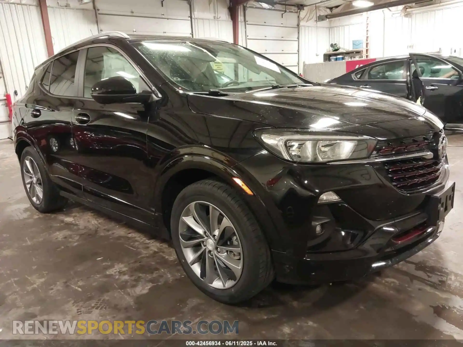 1 Фотография поврежденного автомобиля KL4MMDSL3NB090643 BUICK ENCORE GX 2022