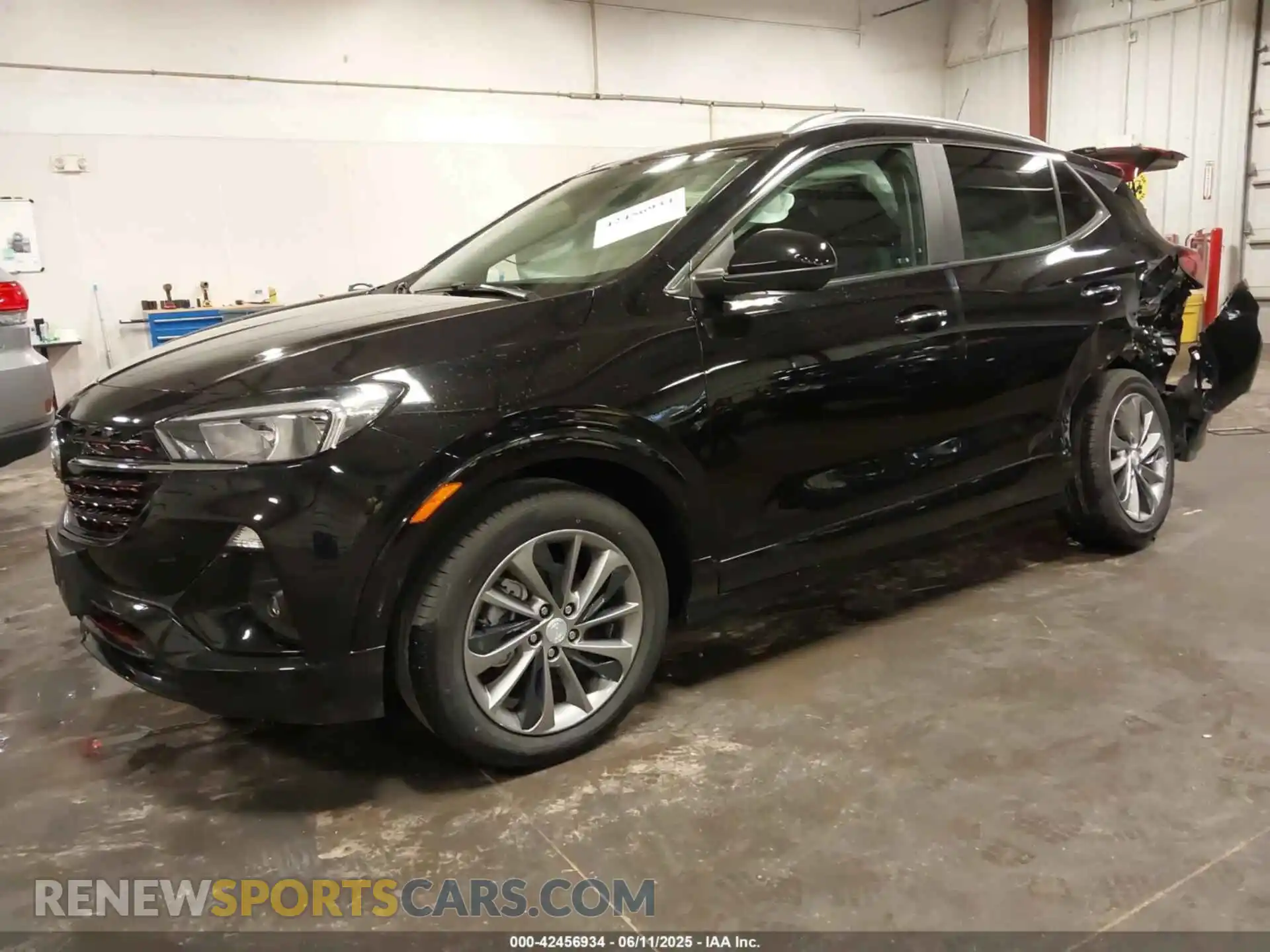 2 Фотография поврежденного автомобиля KL4MMDSL3NB090643 BUICK ENCORE GX 2022