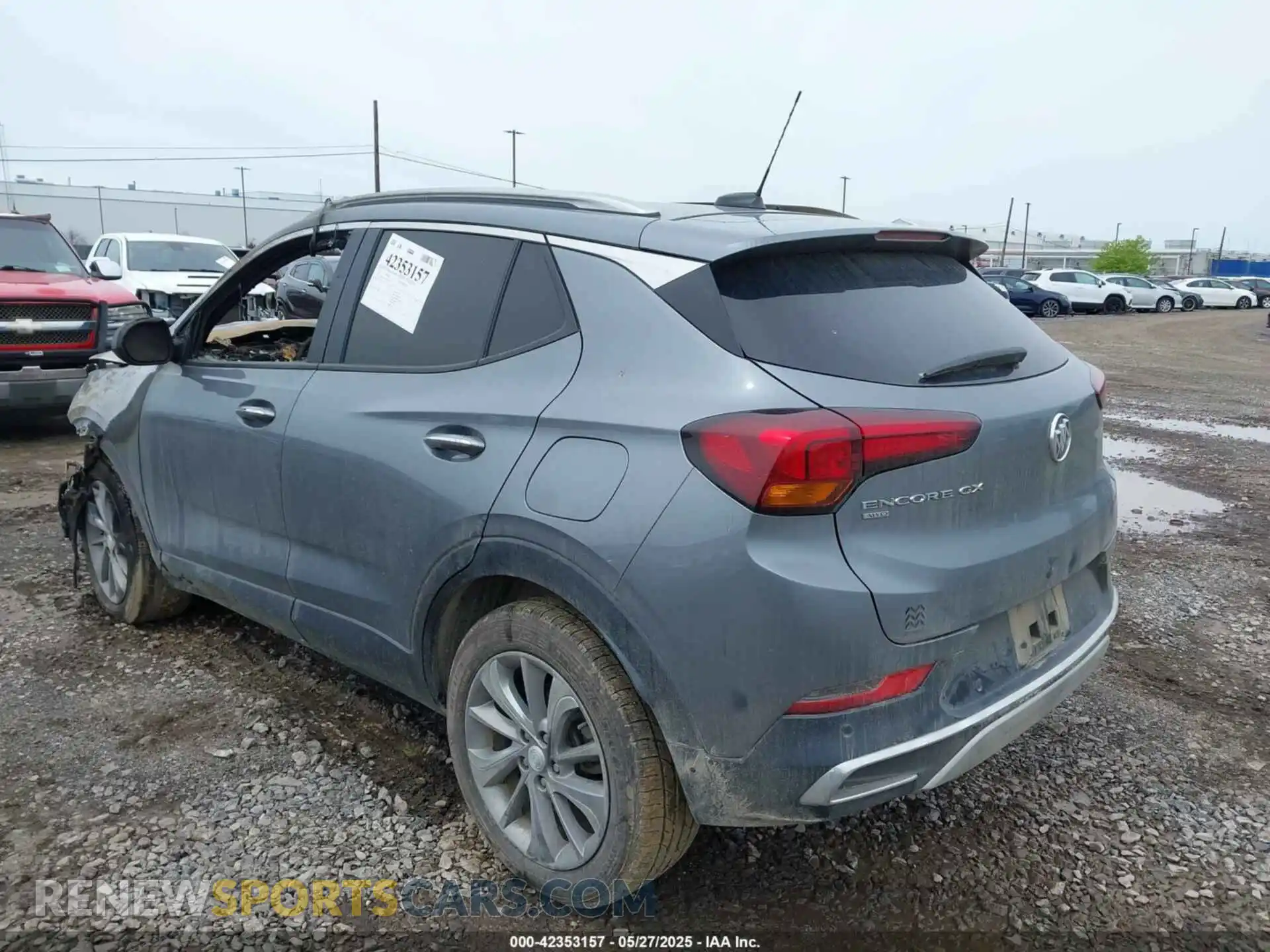 3 Фотография поврежденного автомобиля KL4MMGSL2NB024182 BUICK ENCORE GX 2022