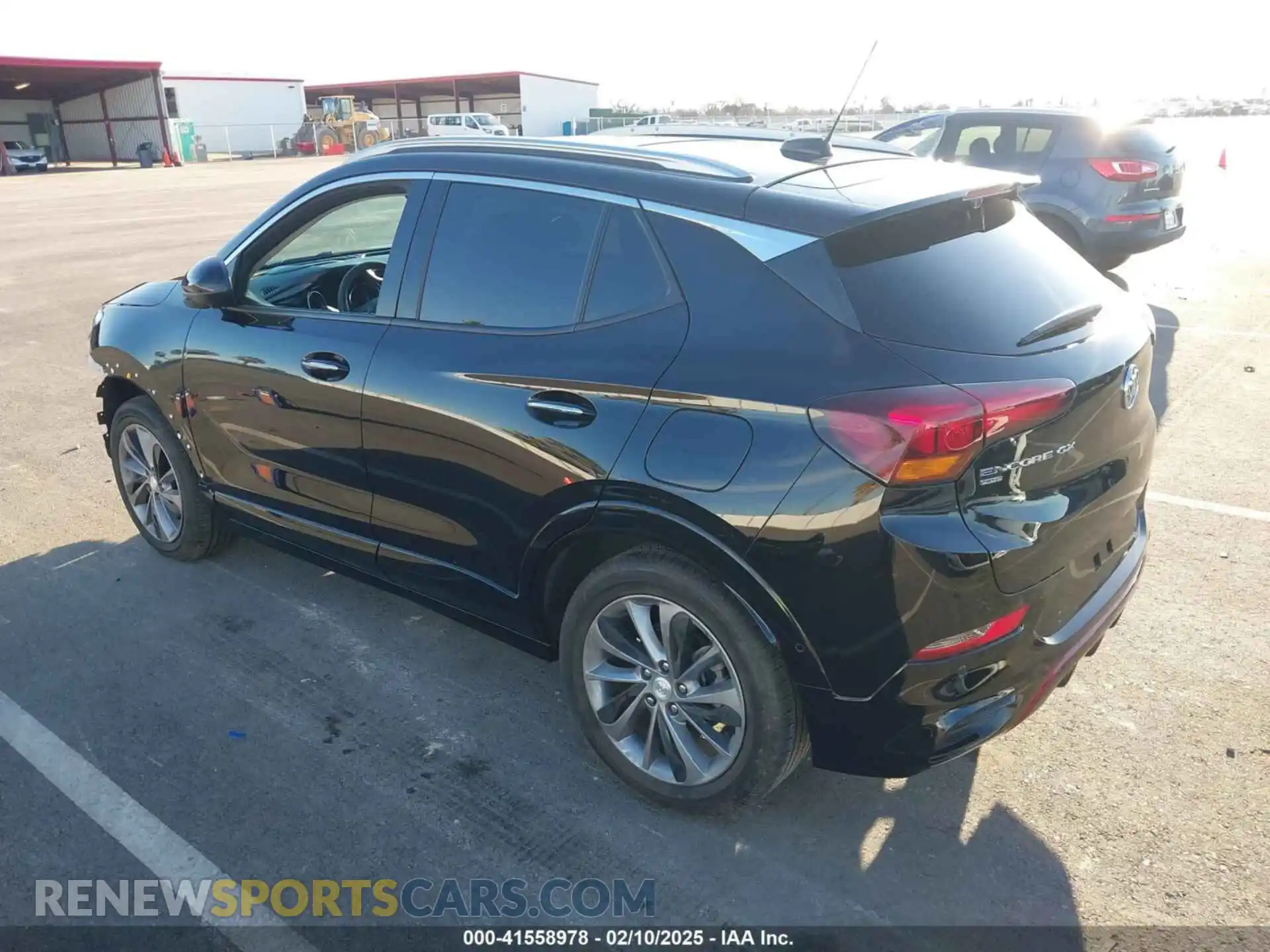 3 Фотография поврежденного автомобиля KL4MMGSL5NB035550 BUICK ENCORE GX 2022