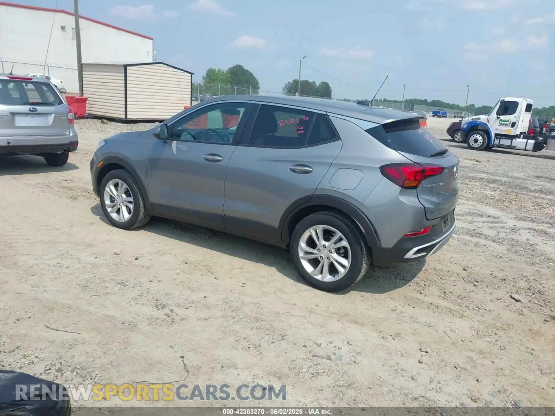 3 Фотография поврежденного автомобиля KL4MMBS28PB145618 BUICK ENCORE GX 2023