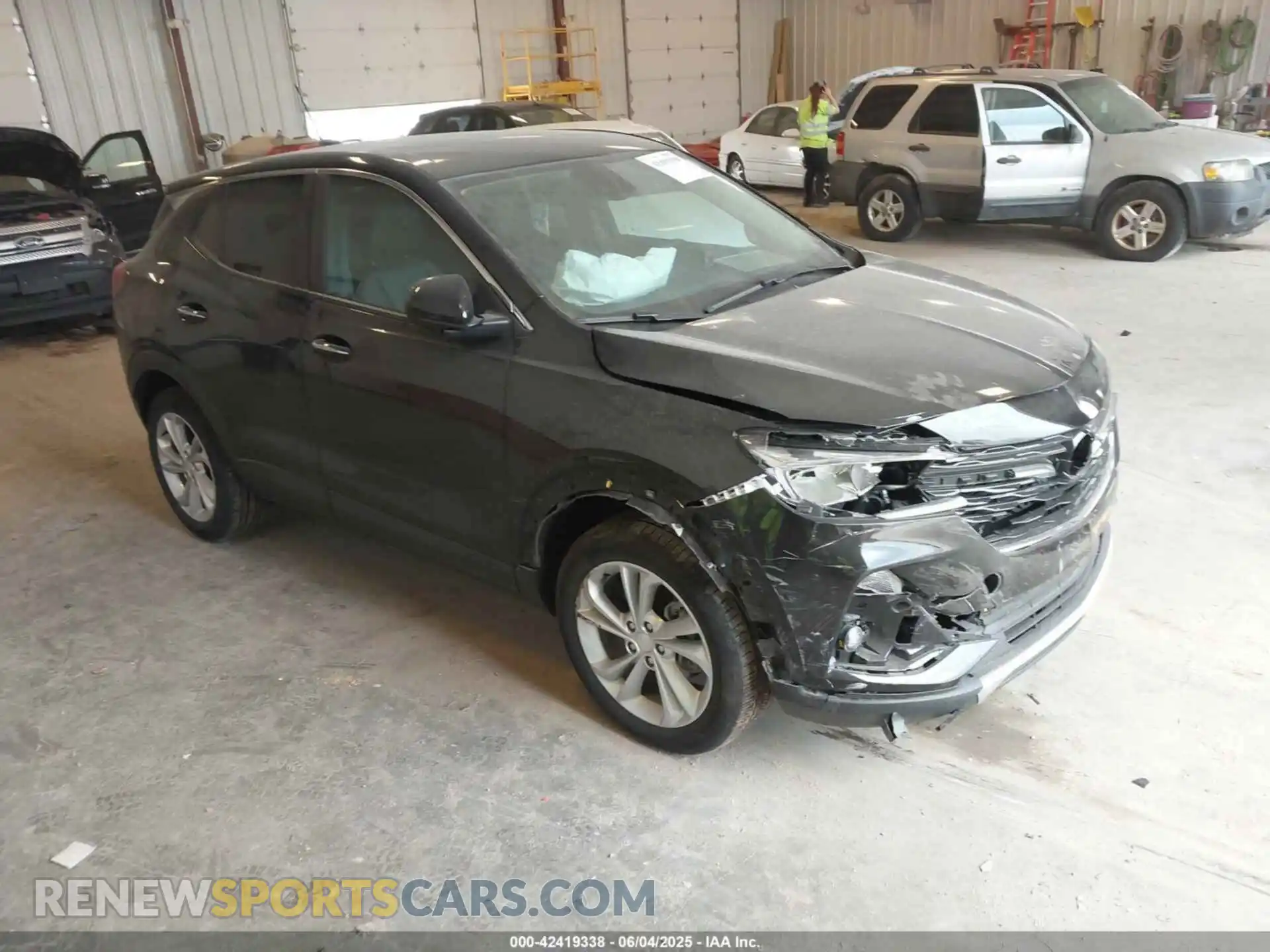 1 Фотография поврежденного автомобиля KL4MMCSL0PB071383 BUICK ENCORE GX 2023