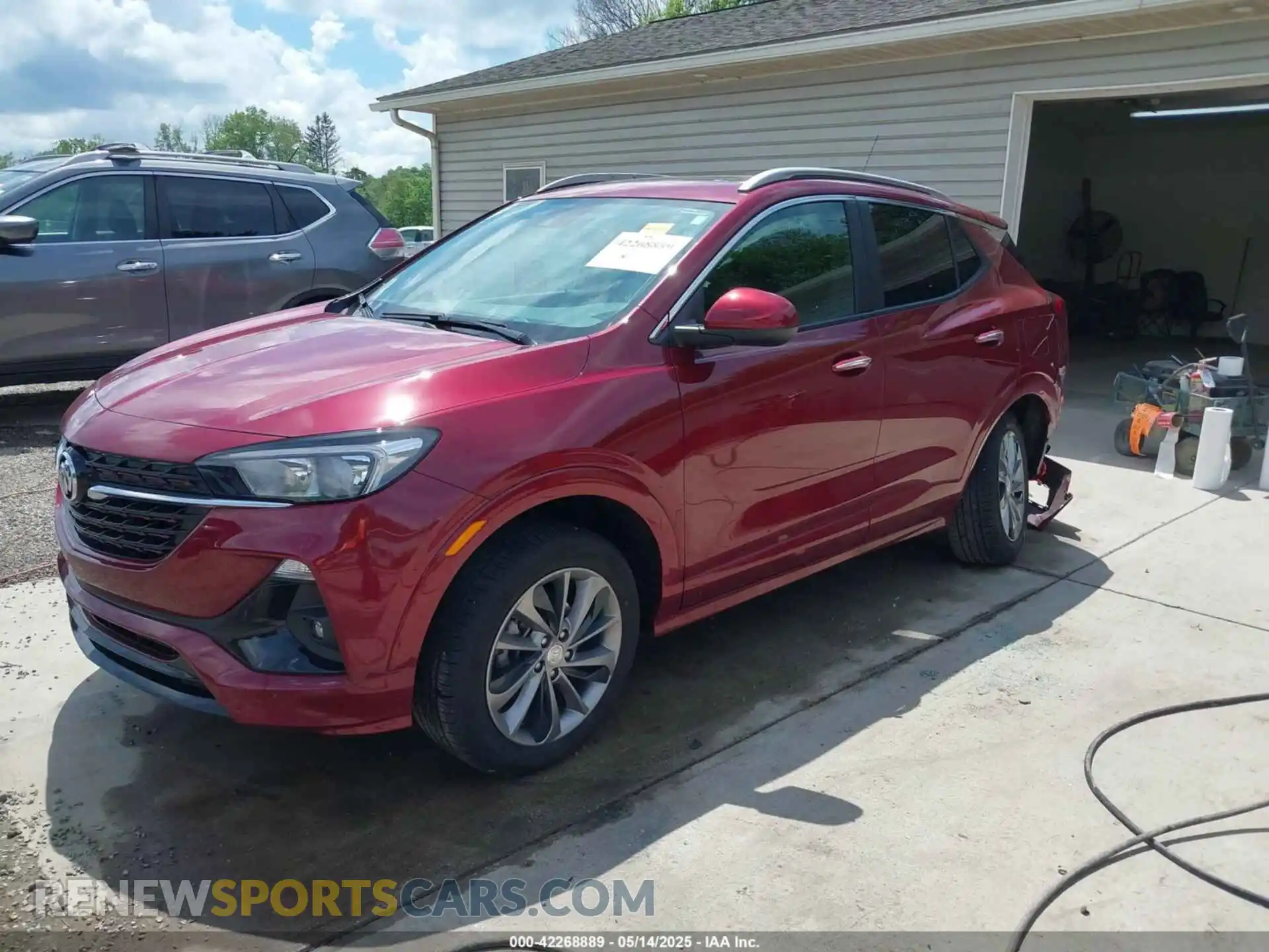 2 Фотография поврежденного автомобиля KL4MMESL7PB127282 BUICK ENCORE GX 2023