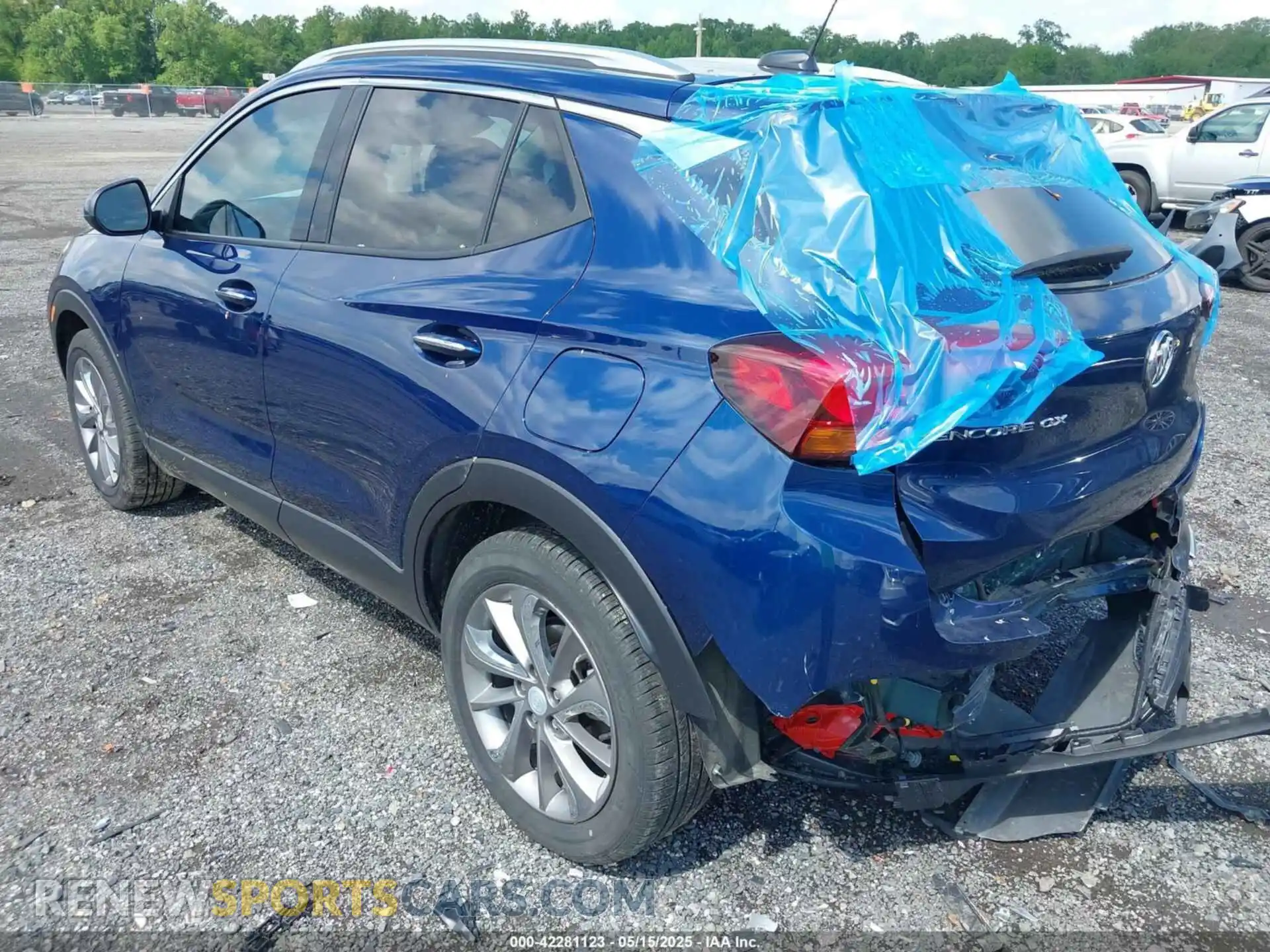 3 Фотография поврежденного автомобиля KL4MMFSL3PB069547 BUICK ENCORE GX 2023
