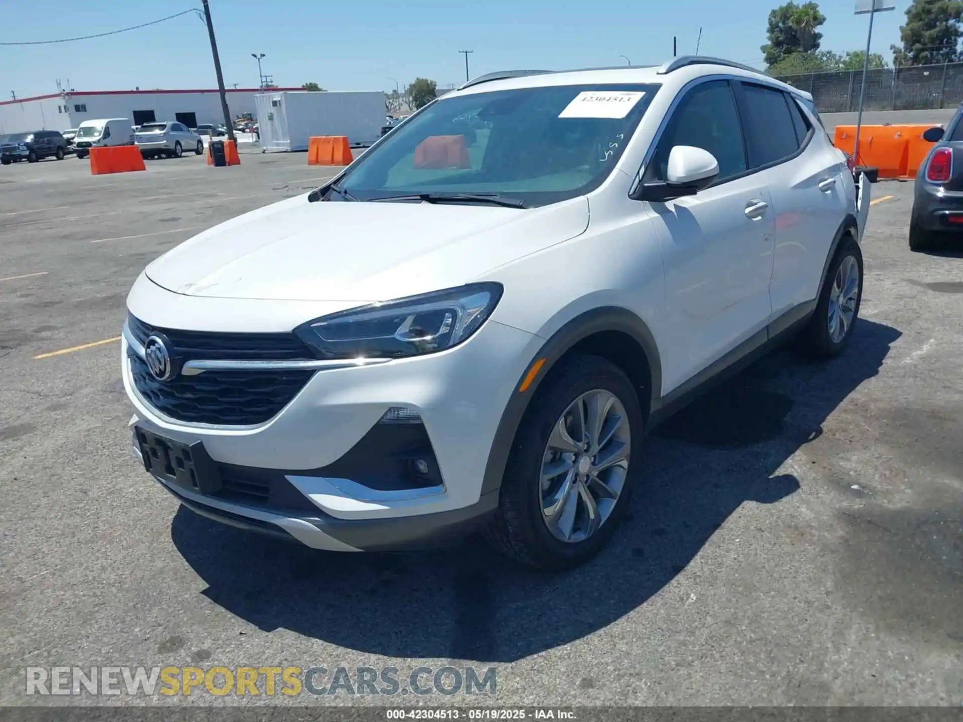2 Фотография поврежденного автомобиля KL4MMFSL8PB028234 BUICK ENCORE GX 2023