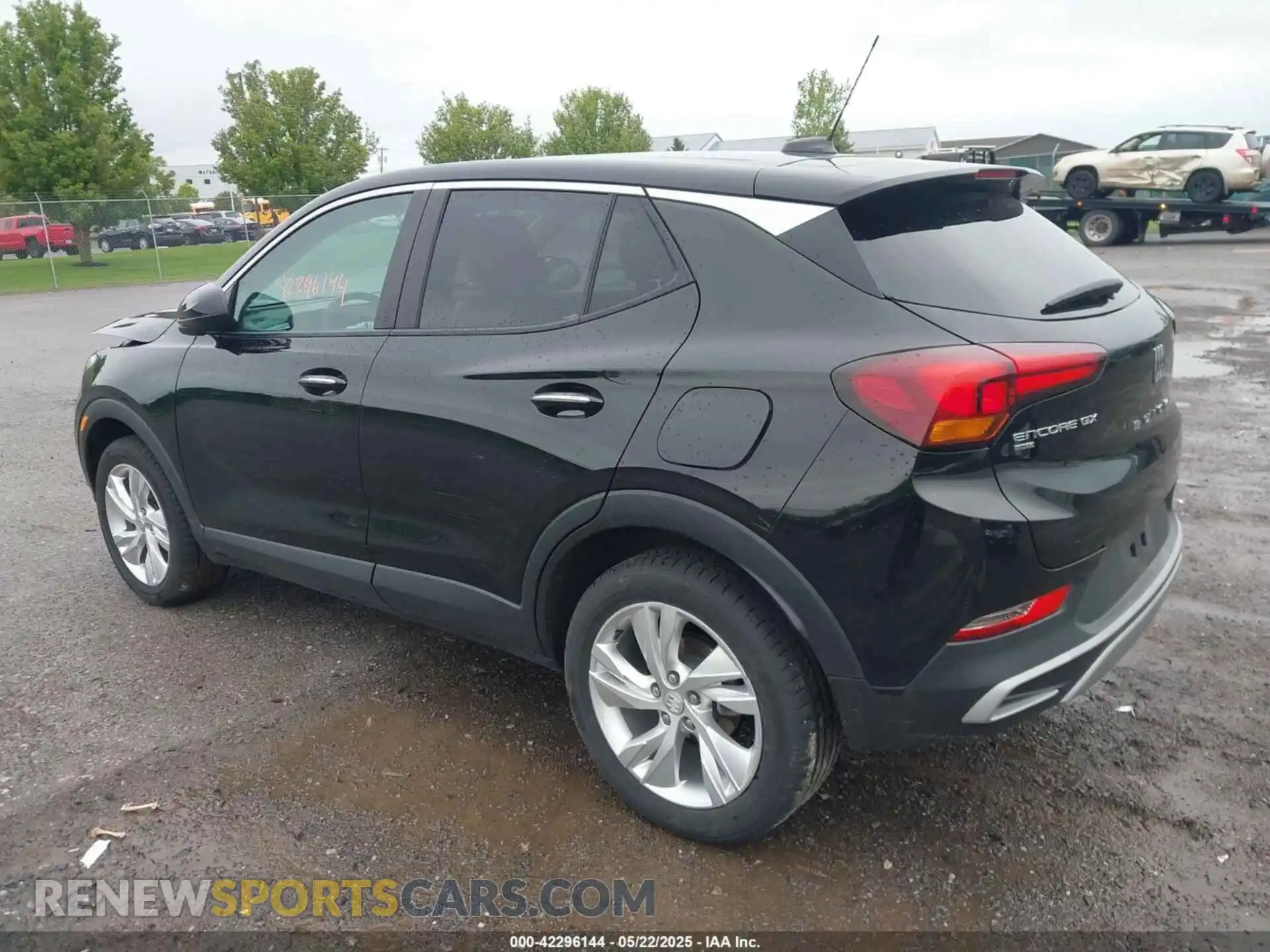 3 Фотография поврежденного автомобиля KL4AMCSL3RB141383 BUICK ENCORE GX 2024