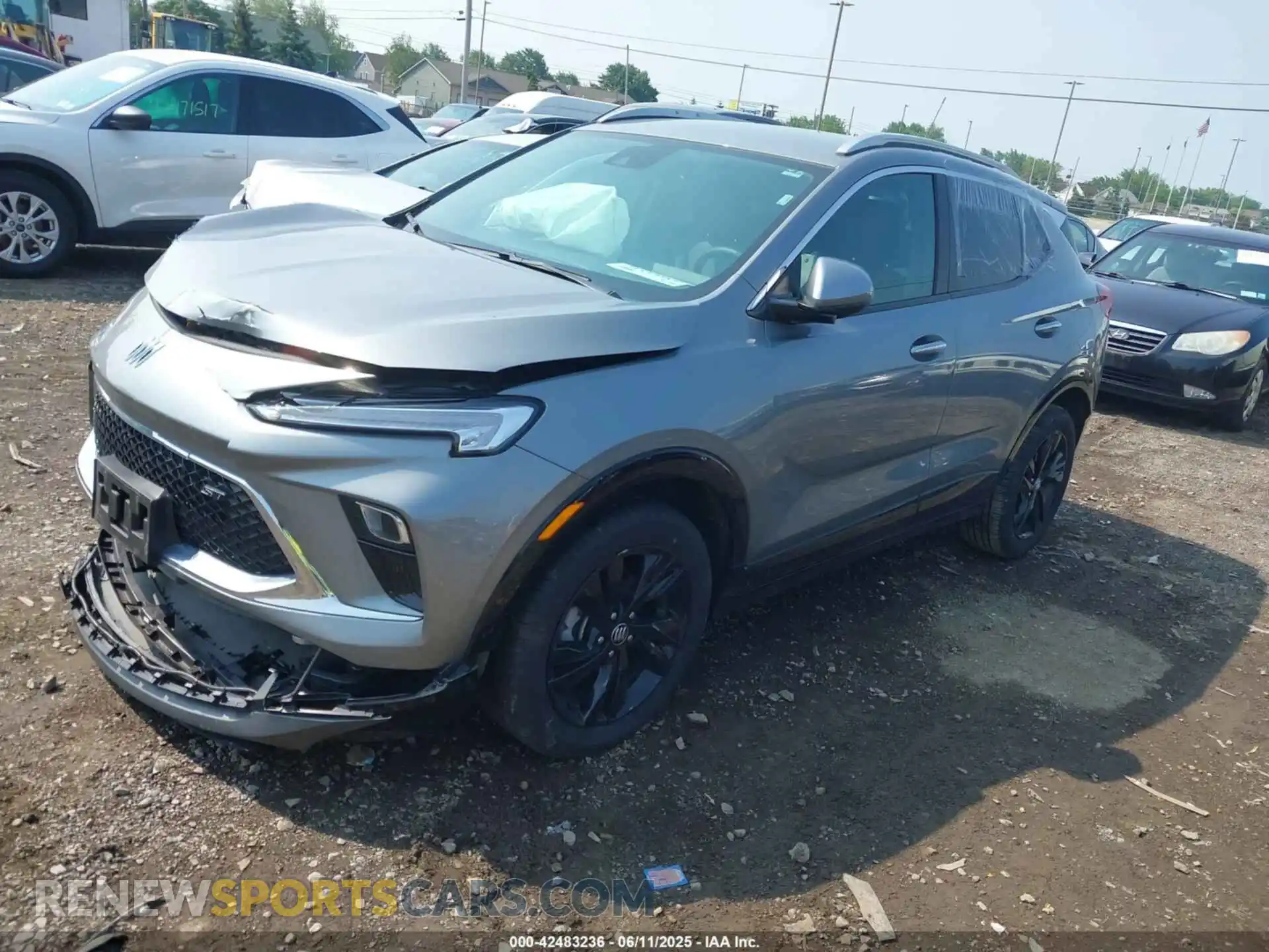 2 fotografías del automóvil dañado KL4AMESL2RB187153 BUICK ENCORE GX 2024