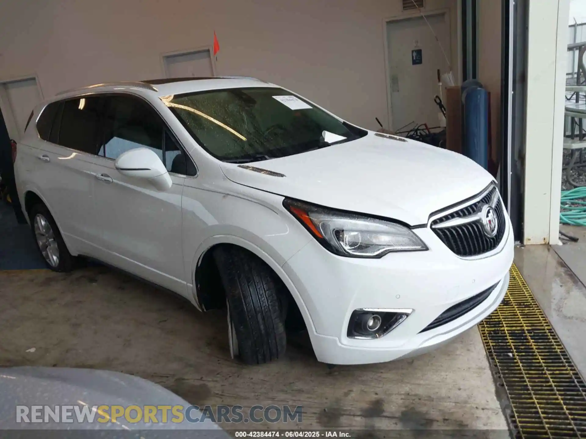 1 Photograph of a damaged car LRBFX3SX4KD104129 BUICK ENVISION 2019