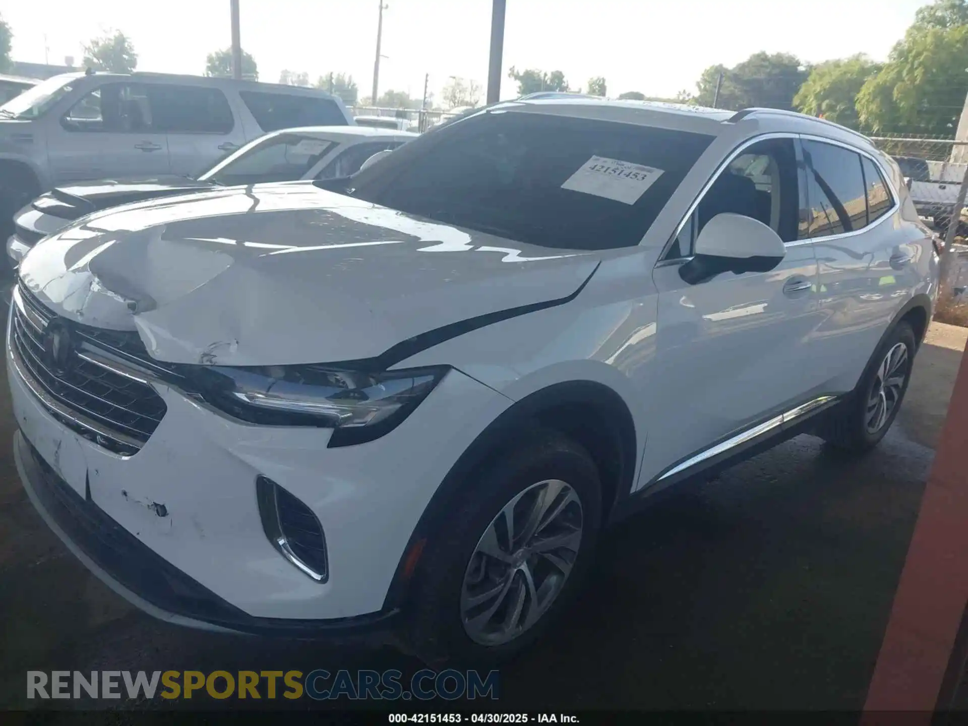 2 Photograph of a damaged car LRBFZNR41MD076150 BUICK ENVISION 2021
