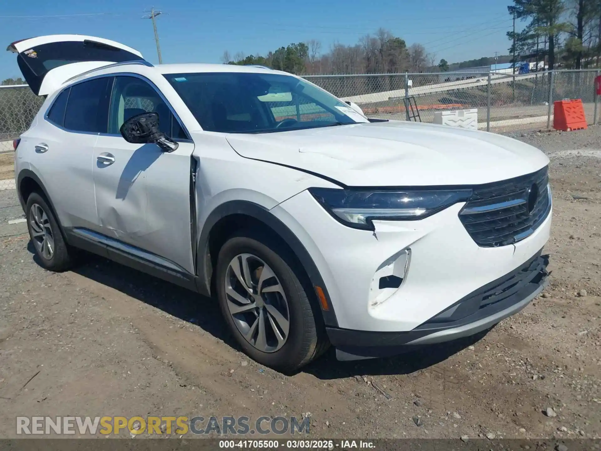 1 Photograph of a damaged car LRBFZNR47MD075679 BUICK ENVISION 2021