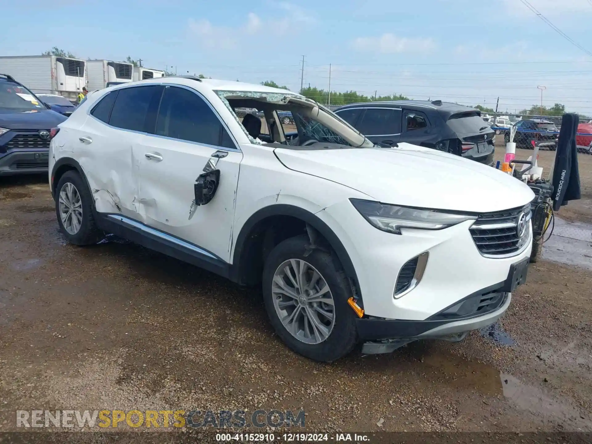 1 Photograph of a damaged car LRBAZLR4XND160760 BUICK ENVISION 2022