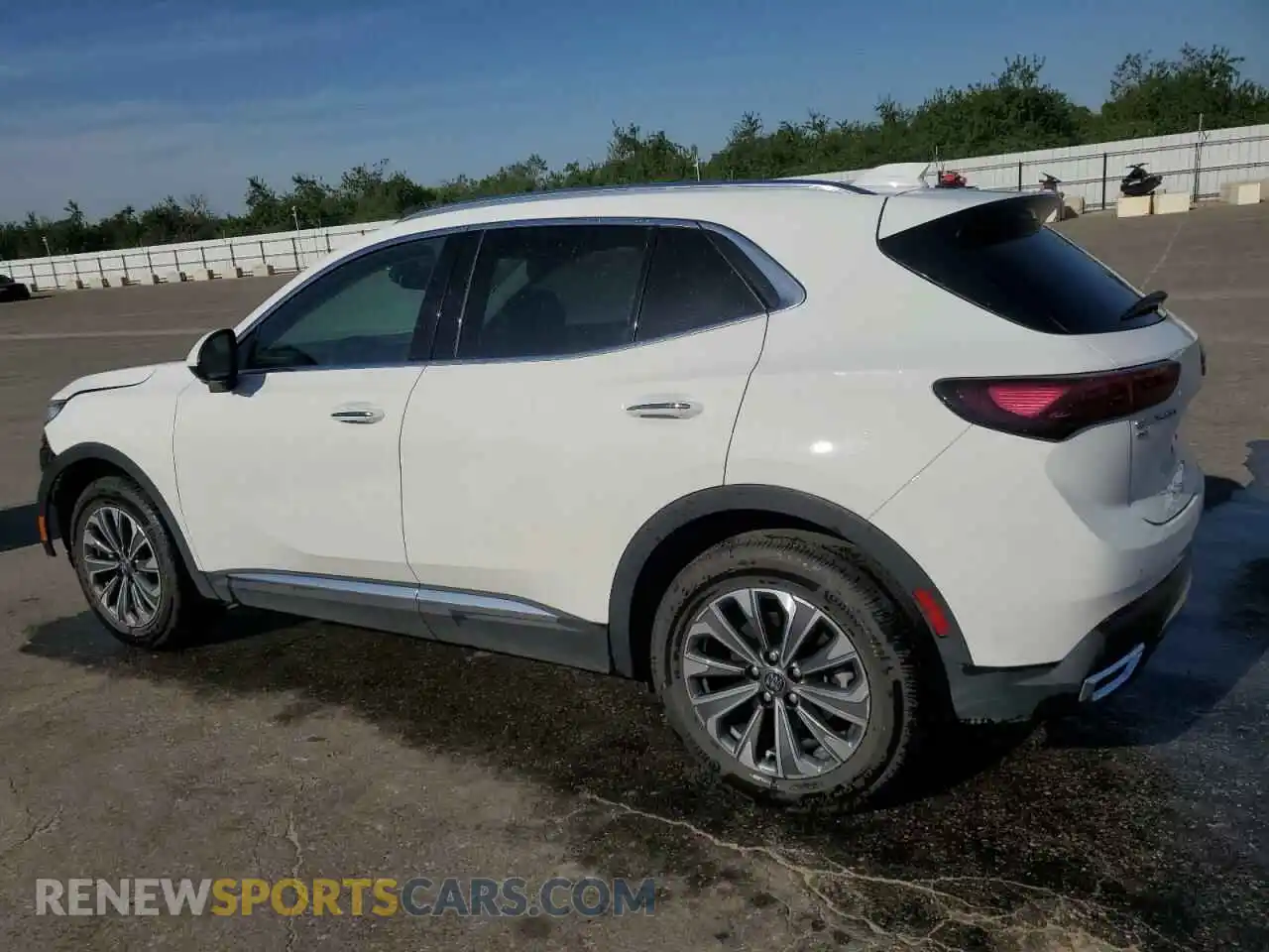 2 Photograph of a damaged car LRBFZME4XRD055109 BUICK ENVISION 2024