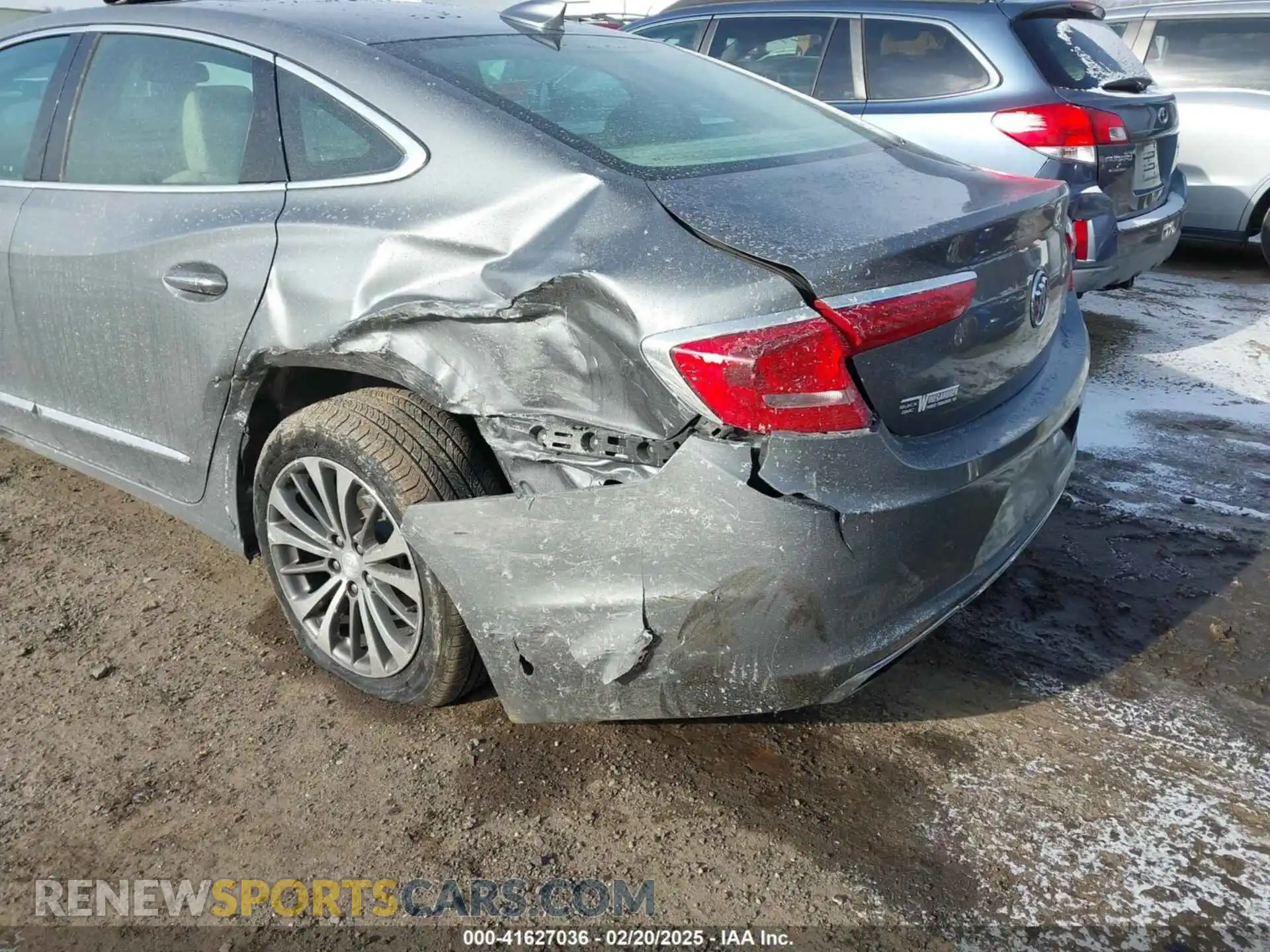 3 Photograph of a damaged car 1G4ZP5SS0KU110259 BUICK LACROSSE 2019