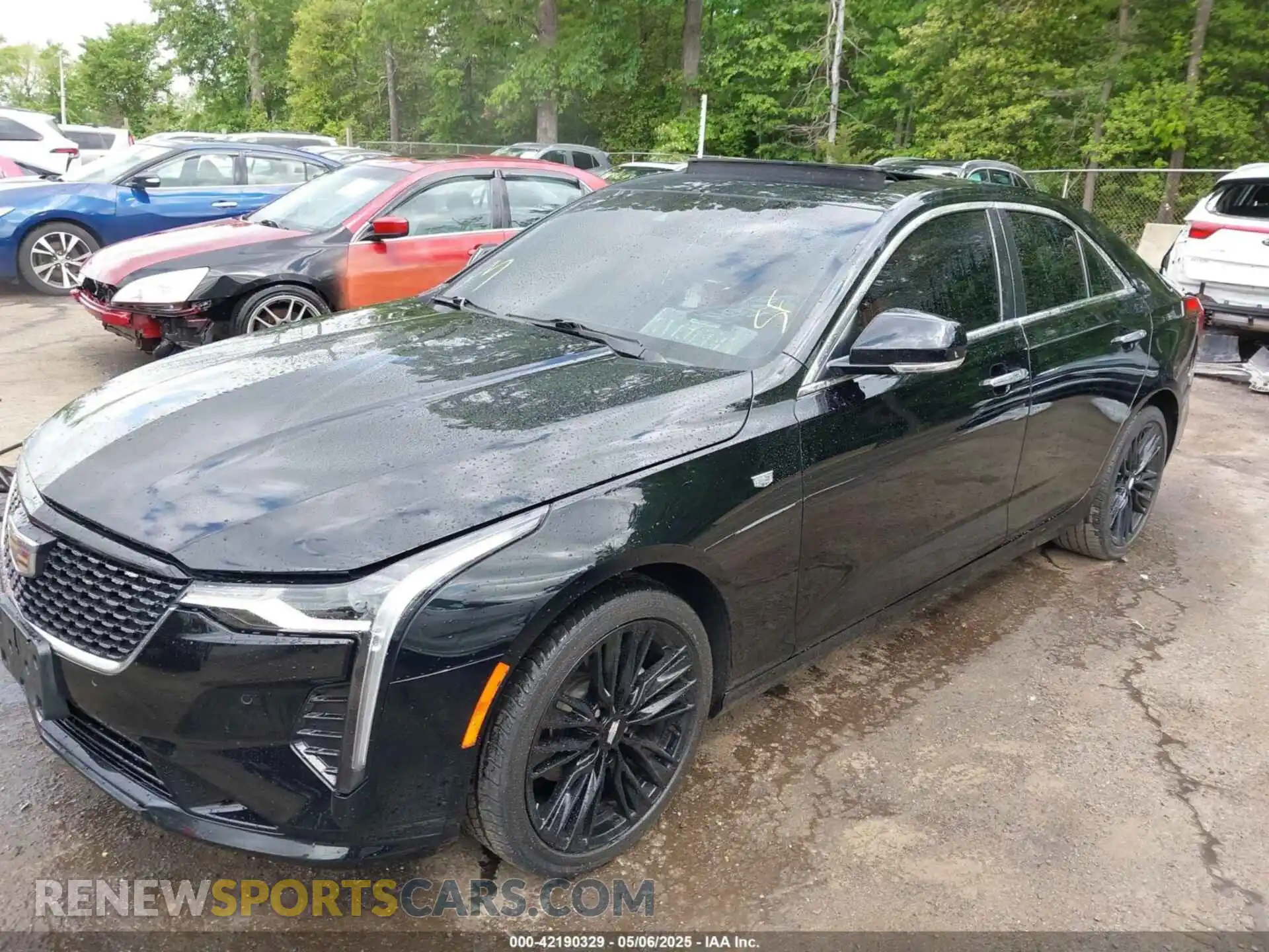 2 fotografías del automóvil dañado 1G6DF5RK8P0106050 CADILLAC CT4 2023