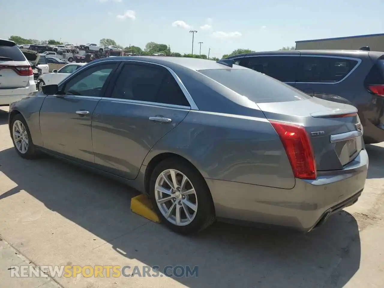 2 Фотография поврежденного автомобиля 1G6AP5SX4K0100650 CADILLAC CTS 2019