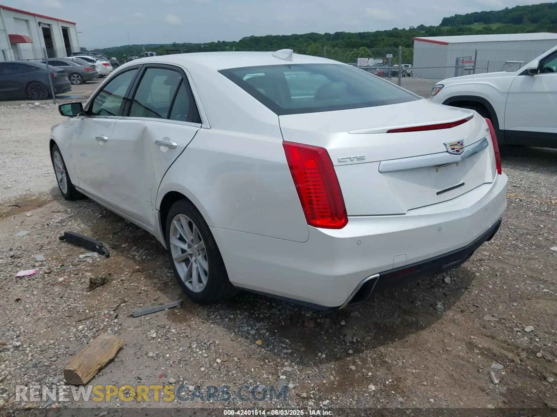 3 Фотография поврежденного автомобиля 1G6AP5SXXK0109823 CADILLAC CTS 2019