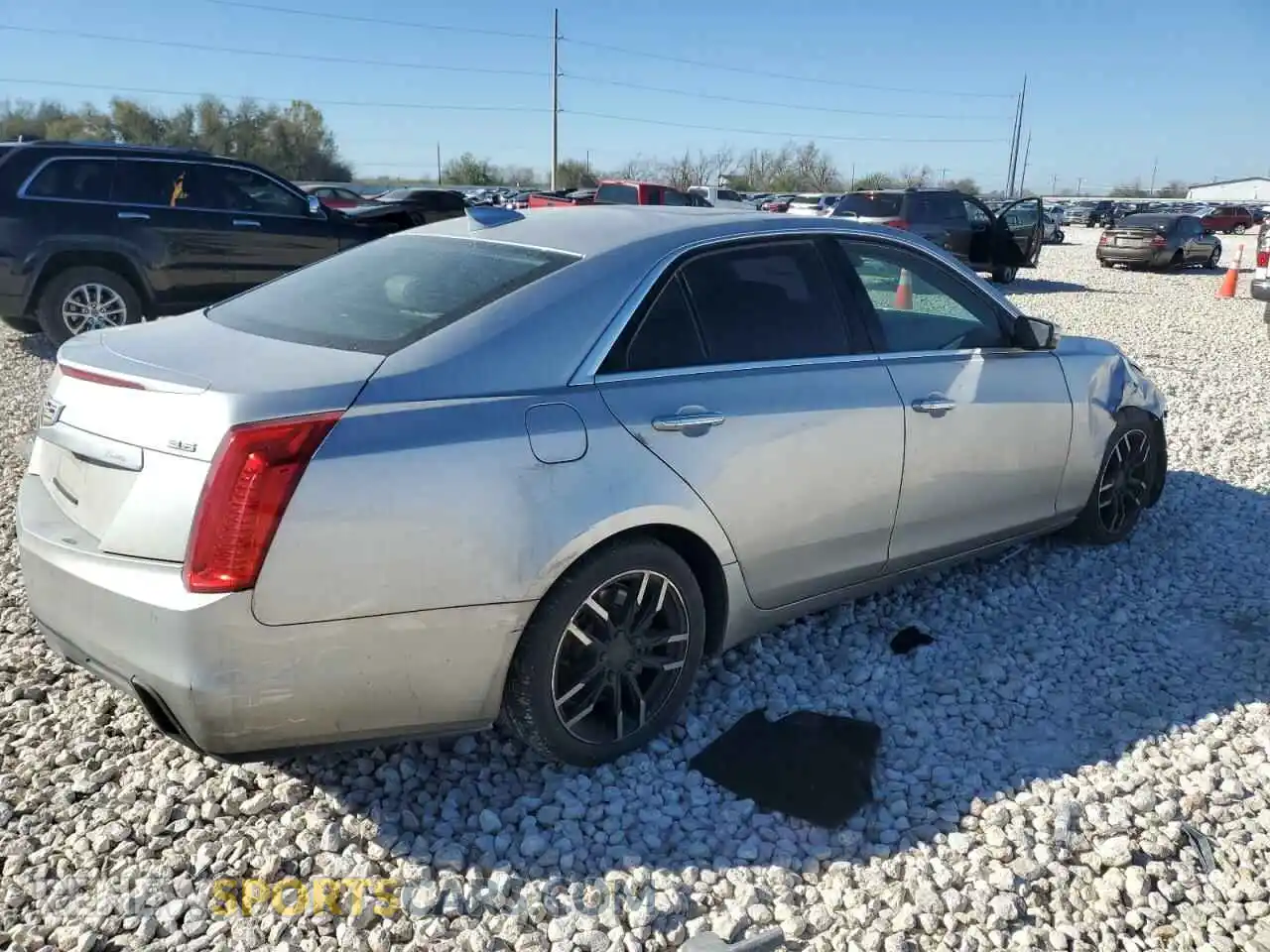 3 Фотография поврежденного автомобиля 1G6AX5SS8K0140069 CADILLAC CTS 2019